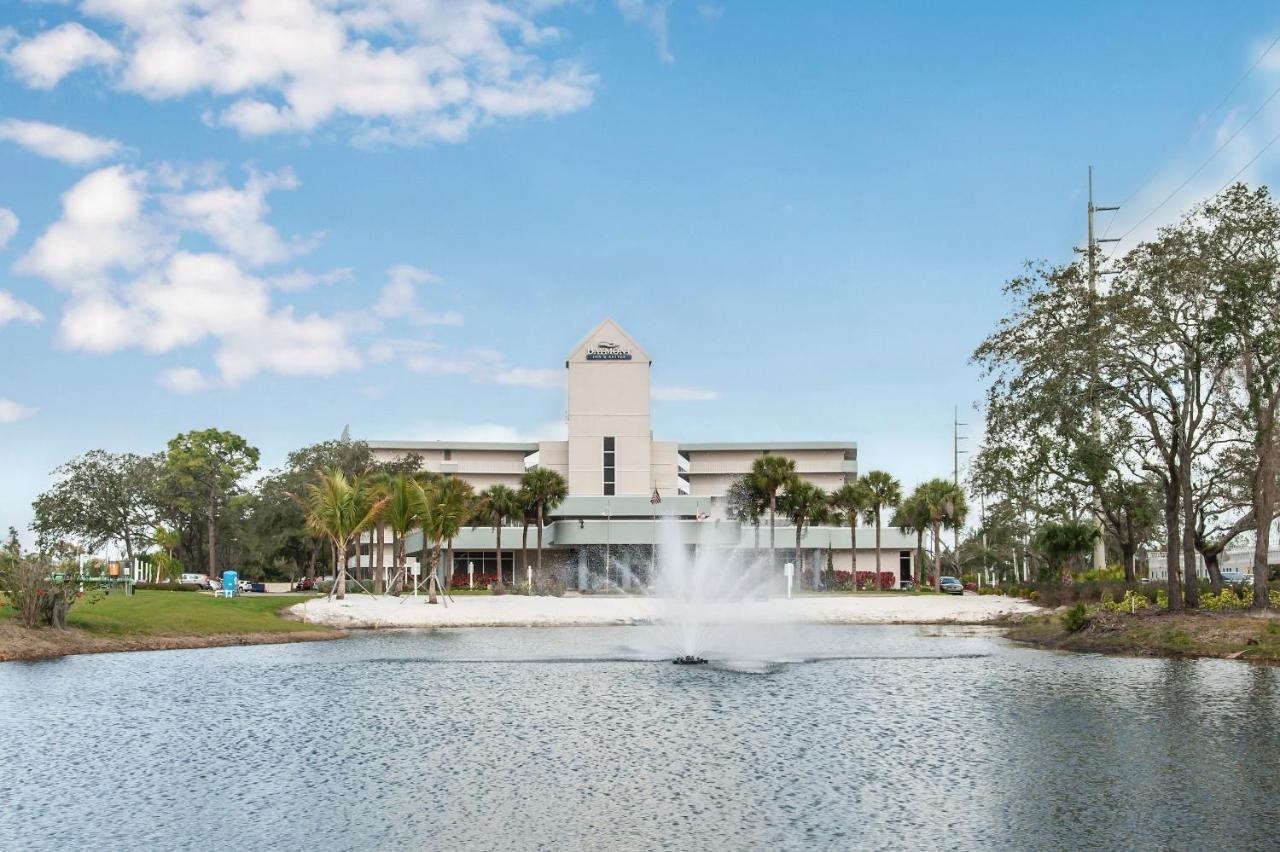 Hotel Baymont By Wyndham Celebration Kissimmee Exterior foto